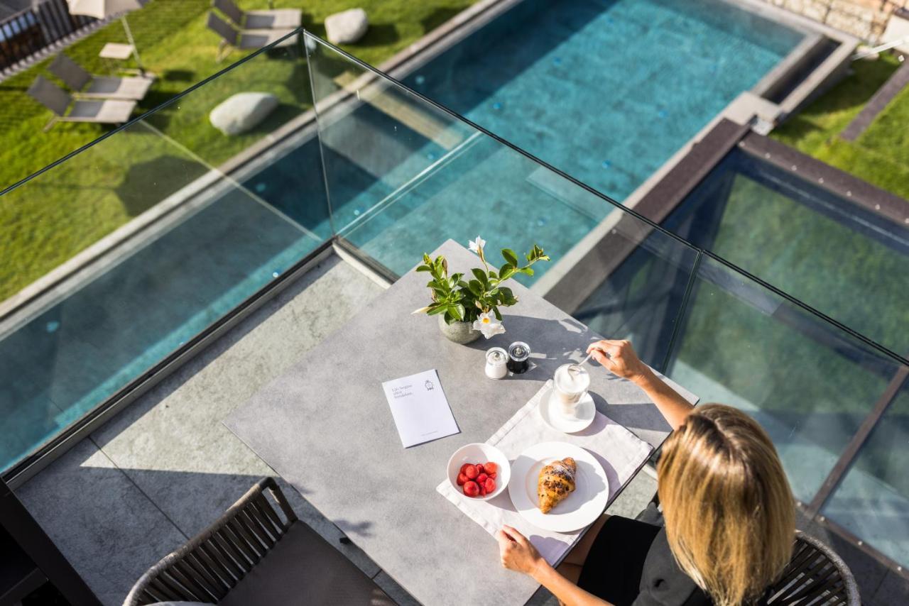Hotel Weisses Kreuz Burgusio Εξωτερικό φωτογραφία