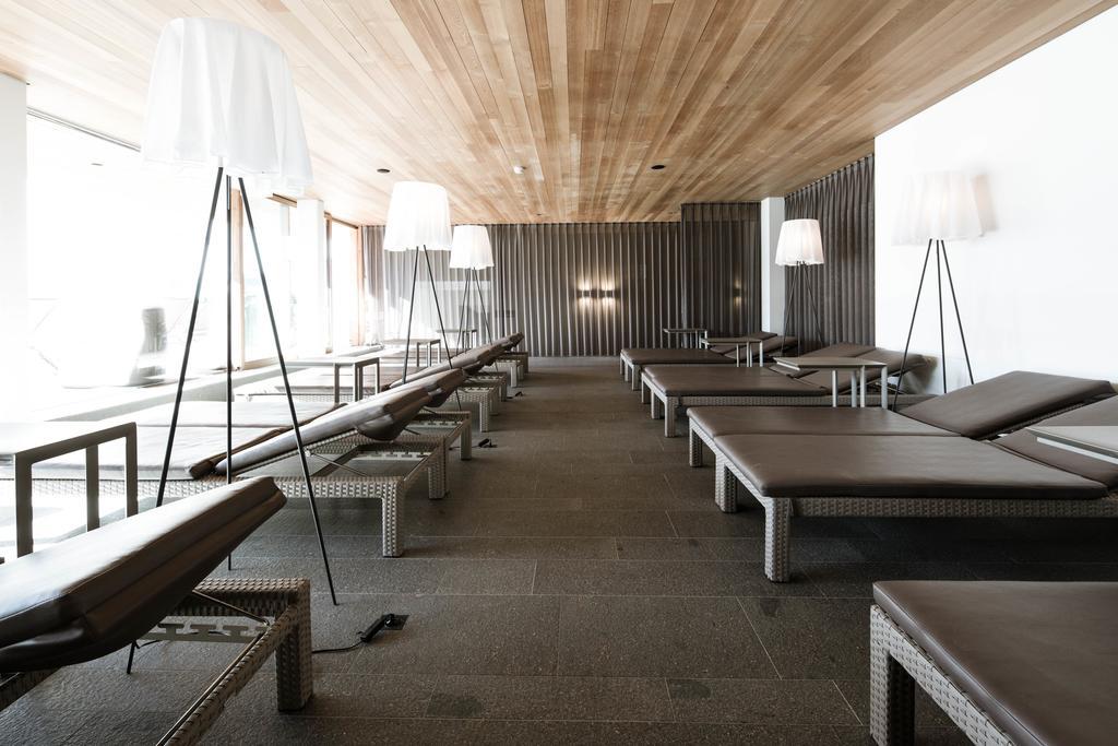 Hotel Weisses Kreuz Burgusio Εξωτερικό φωτογραφία