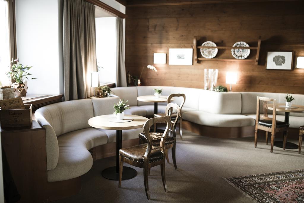 Hotel Weisses Kreuz Burgusio Εξωτερικό φωτογραφία